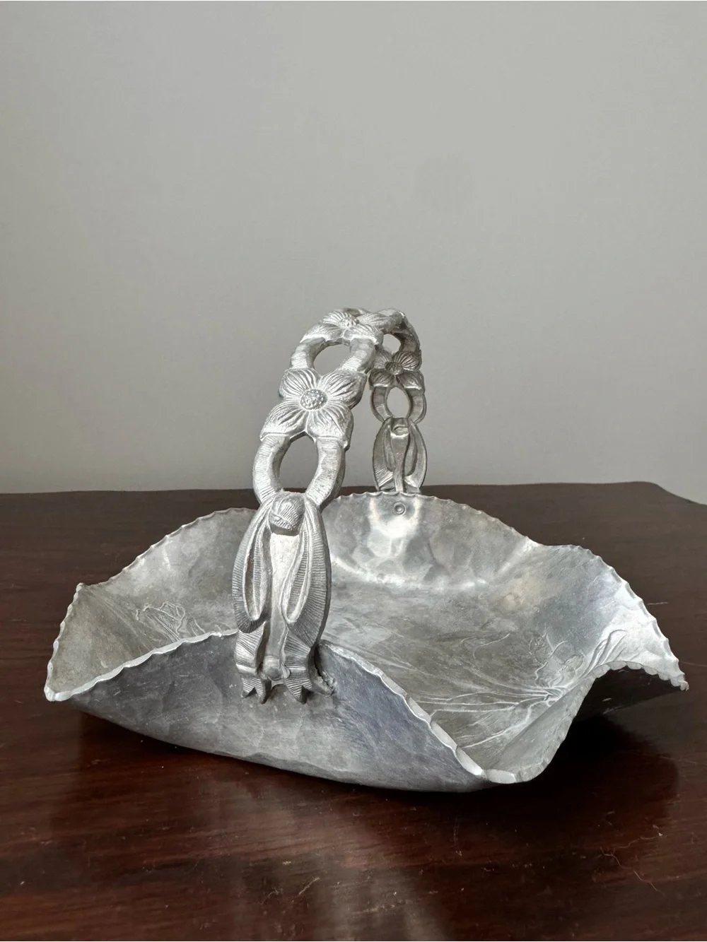 Vintage Rodney Kent Hand Wrought Aluminum Floral Basket Dish 429